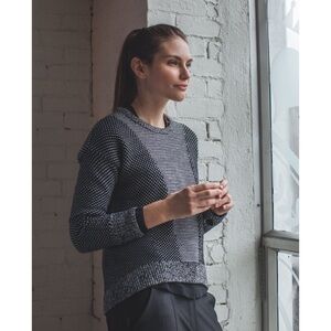 Lululemon Yogi Crew Sweater Black / Heathered Light Grey